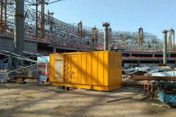水城发电机出租如何判断空气滤清器是否需要更换？